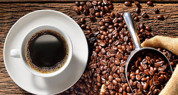 کافئین و مضرات آن چیست؟