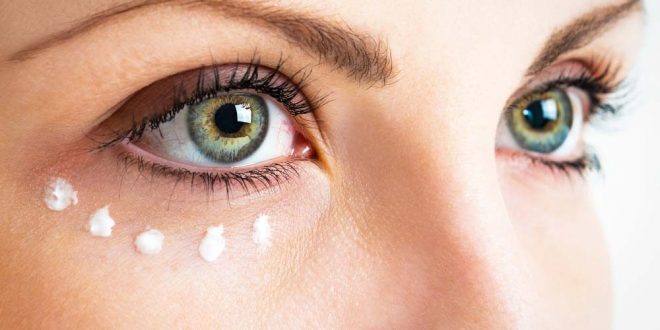 مهم ترین ویژگی های یک کرم دور چشم خوب چیست؟