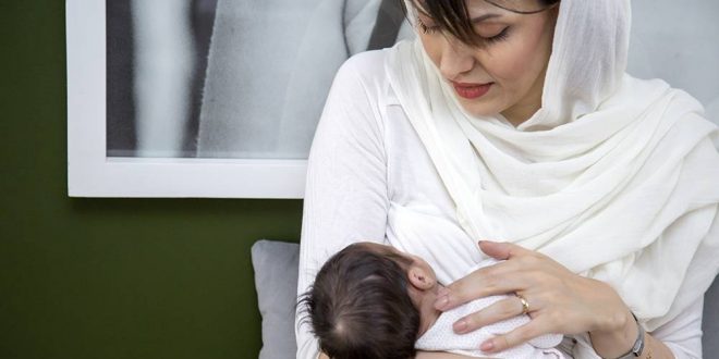 آموزش شیردهی و نکاتی که باید در دوران شیردهی رعایت کنید