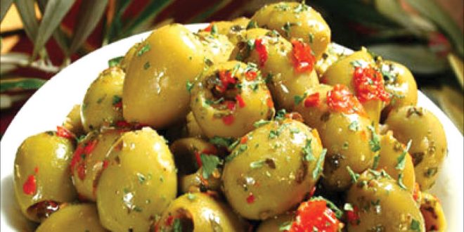 طرز تهیه زیتون پرورده خانگی به روش اصل شمال