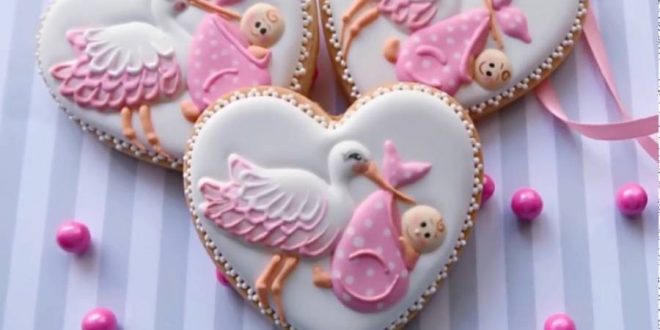 طرز تهیه کوکی کره ای با رویال آیسینگ
