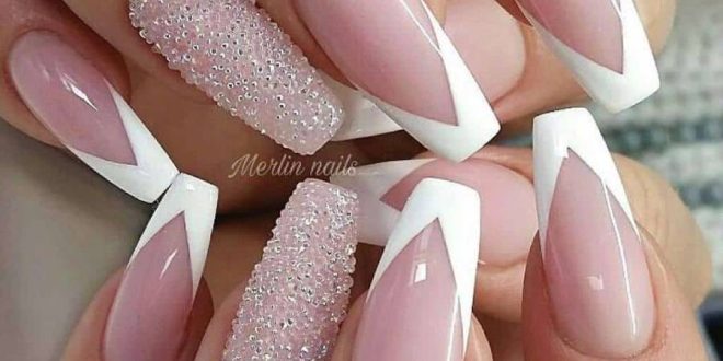مانیکور و ژلیش ناخن ها در دوران بارداری