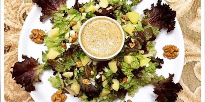 طرز تهیه سالاد مغز گردو