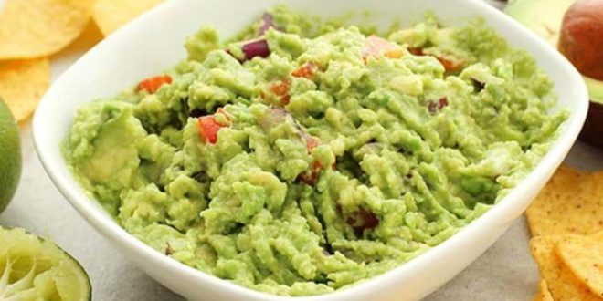 طرز تهیه سس گواکاموله + فوت و فن