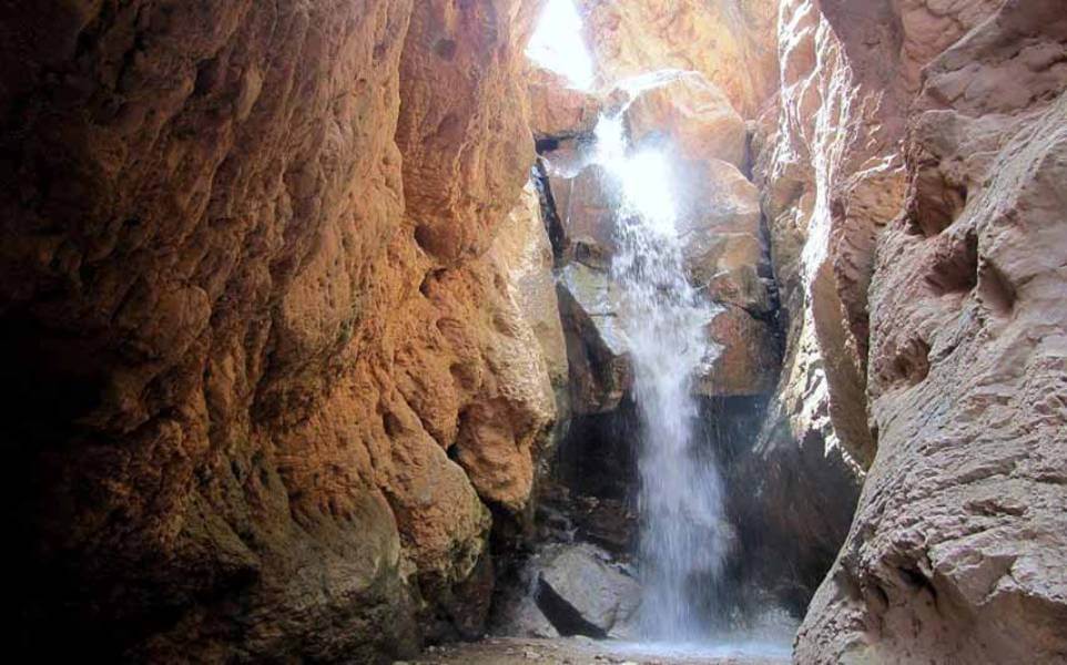 آبشار مجن، بهترین مقصد برای تعطیلات مهر