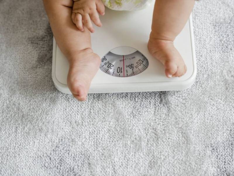 چرا کودک وزن نمی گیرد؟