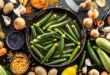 طرز تهیه خورشت بامیه با سبزی